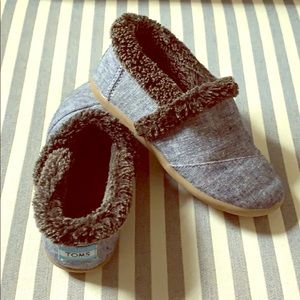 TOMS Kids Slippers